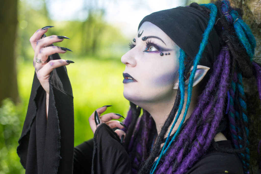 dreads makeup maquillage goth elfe